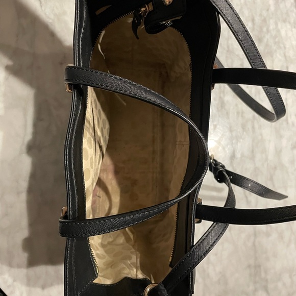 Kate Spade Purse - Picture 4 of 4